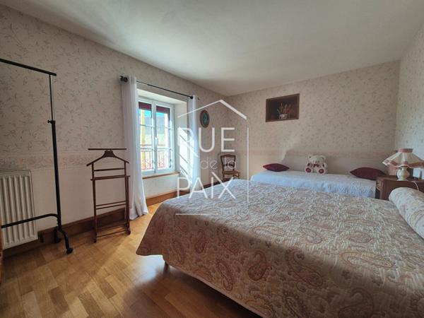 86200 LOUDUN Maison Loudun 6 pièce(s) 169 m2