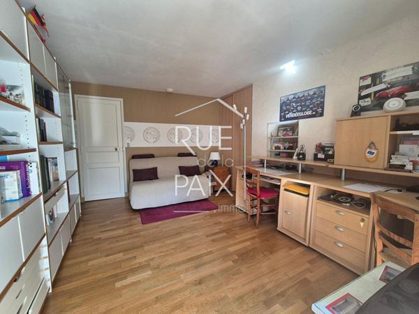 86200 LOUDUN Maison Loudun 6 pièce(s) 169 m2