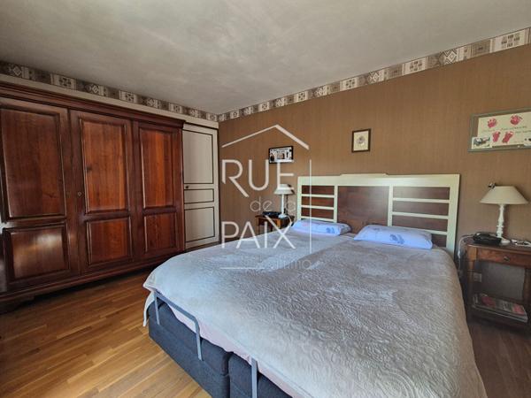 86200 LOUDUN Maison Loudun 6 pièce(s) 169 m2