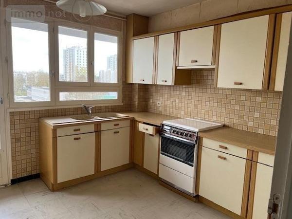 Appartement à vendre à Lorient dans le Morbihan (56100), ref : 56081-2598   
Kervénanec