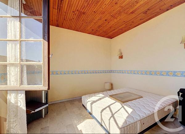 Maison à vendre  6 pièces - 154,40 m 2   CAGNES SUR MER  - 06