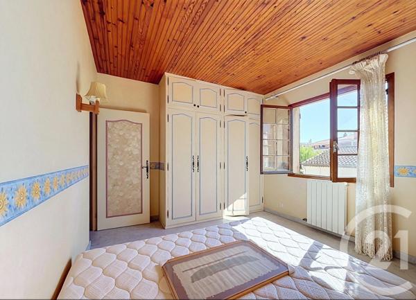 Maison à vendre  6 pièces - 154,40 m 2   CAGNES SUR MER  - 06