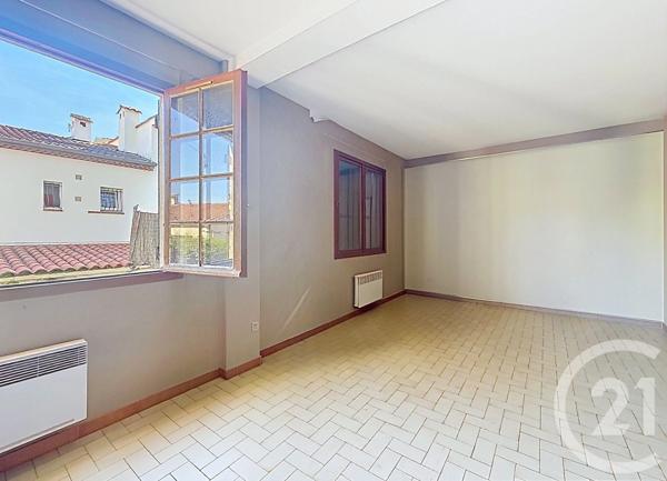 Maison à vendre  6 pièces - 154,40 m 2   CAGNES SUR MER  - 06