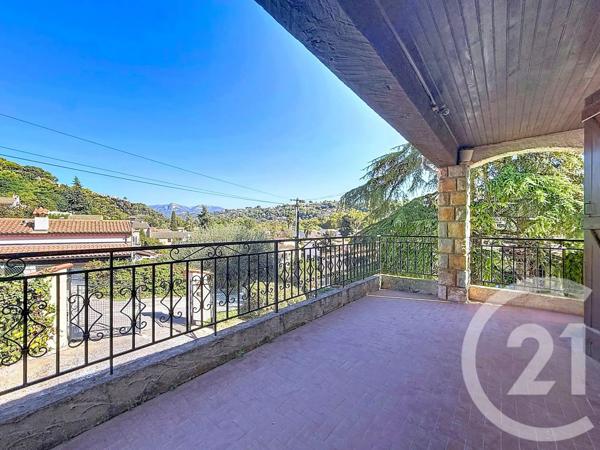 Maison à vendre  6 pièces - 154,40 m 2   CAGNES SUR MER  - 06