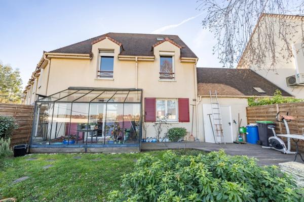 91360 - VILLEMOISSON-SUR-ORGE - MAISON - 100 M² - 5 PIÈCES - 4 CHAMBRES - JARDIN - TERRASSE - SERRE - IMPASSE - 2 PARKINGS - BOX - GARAGE 12 M² AVEC ÉTAGE AMÉNAGÉ - RER C - DPE C