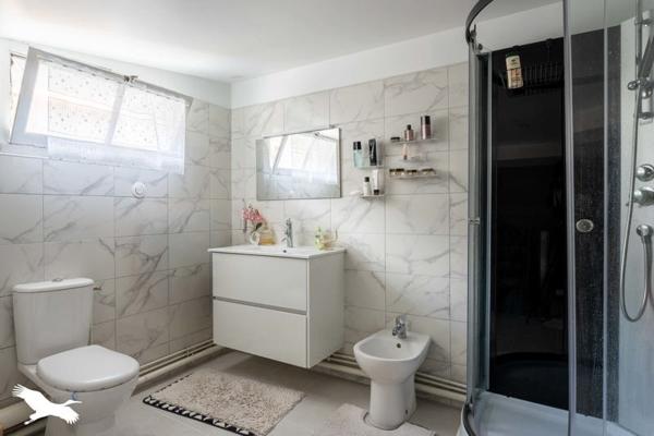 Maison à vendre 165 000 € Mirambeau 5 p 155 m² DPE G