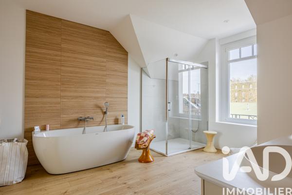 Maison à vendre 11 pièces 420 m² Amiens
