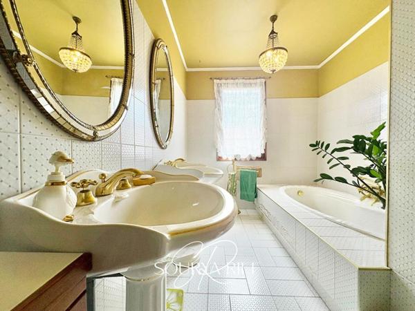 Maison plain-pied avec sous-sol  proche Carcassonne