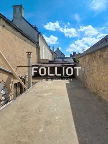 Maison à fort potentiel Ancien commerce avec habitation centre de Bayeux