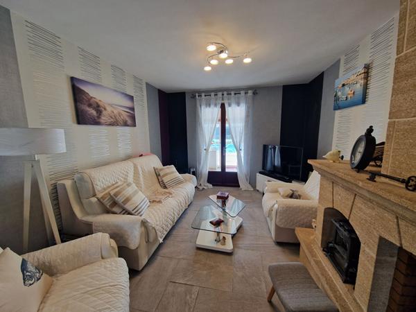 17290 THAIRE Maison Thaire 5 pièce(s) 105m2