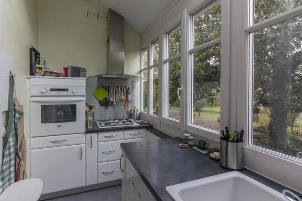 Charmante Maison de Ville avec Grand Jardin Privé