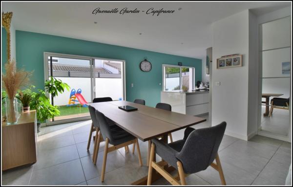 BEGLES - Maison 5 pièces avec jardin, terrasse et garage