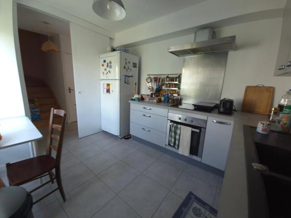 Appartement T5 en duplex avec terrasse et vue montagne – Calme, lumière et verdure – Grenoble