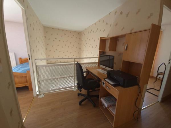 Appartement T5 en duplex avec terrasse et vue montagne – Calme, lumière et verdure – Grenoble