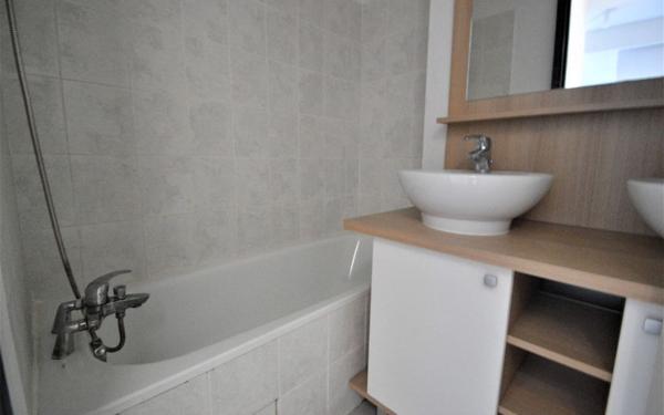 Appartement à louer    2 pièces • 63,82 m2 Jurançon