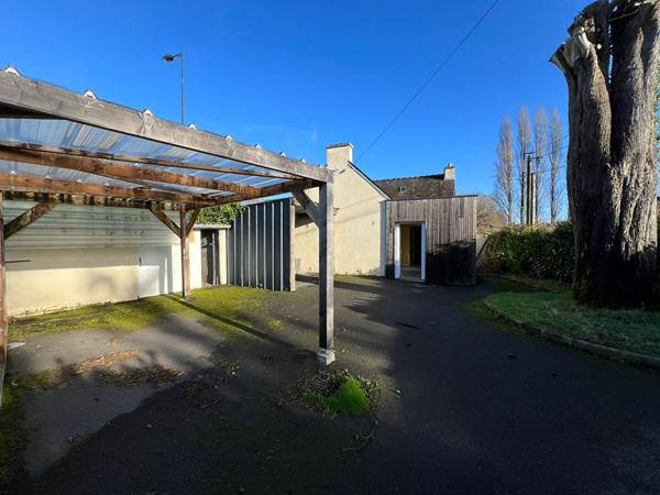 Maison à vendre à Arradon, plain pied 2 chambres - fort potentiel