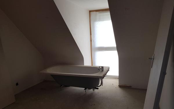 Maison à vendre    4 pièces • 65 m2 Ploumagoar