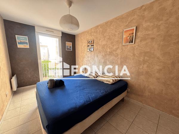 Location Appartement 3 pièces 71.09 m² - 11 RUE LEON GAUTIER Hyeres Les Palmiers 83400
