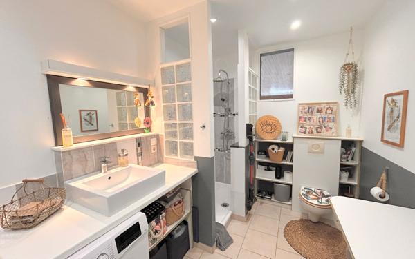 Maison à vendre    9 pièces • 192 m2 Sainte-Anne