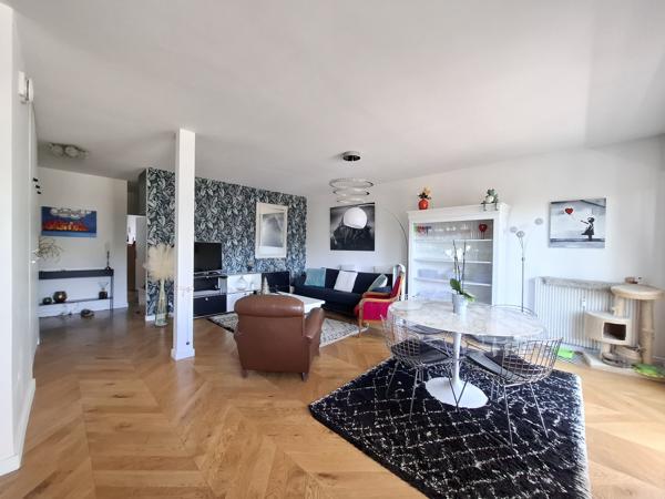 Appartement
         3 pièces
        - 74 m² Exclusivité 700 000 € *