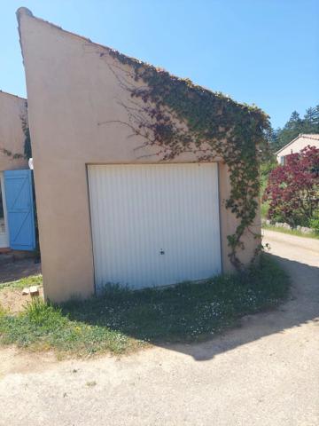Belle villa plain pied sur un beau terrain