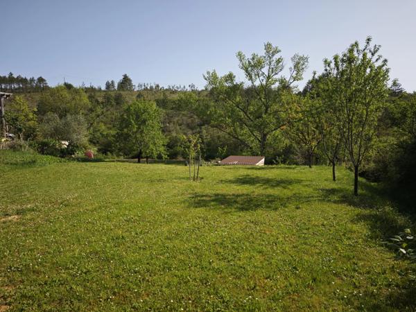 Belle villa plain pied sur un beau terrain