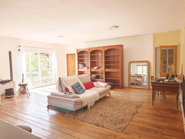 Belle villa plain pied sur un beau terrain