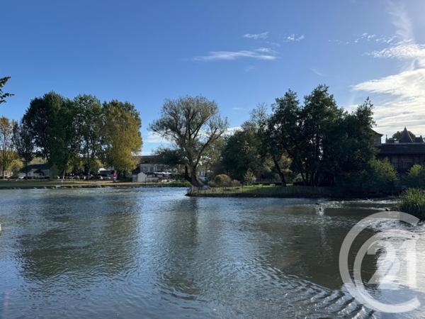 Parking à vendre  76 m2 MORET SUR LOING - 77