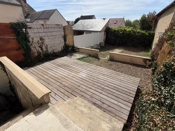 Jolie maison de ville située à Déols avec jardin