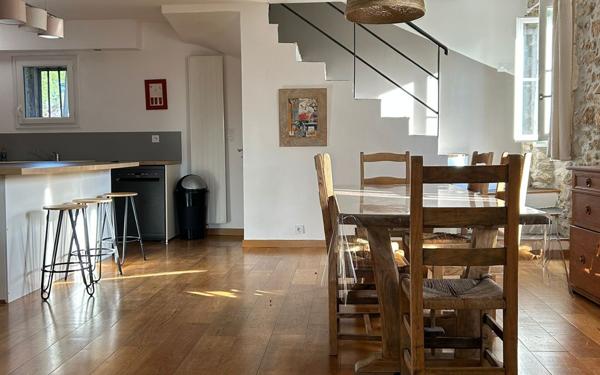 Maison à louer    4 pièces •  Saint-Paul-Trois-Châteaux