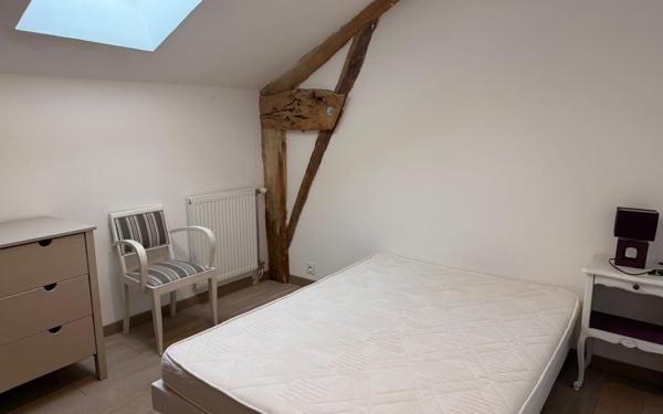 Maison à louer    4 pièces •  Saint-Paul-Trois-Châteaux