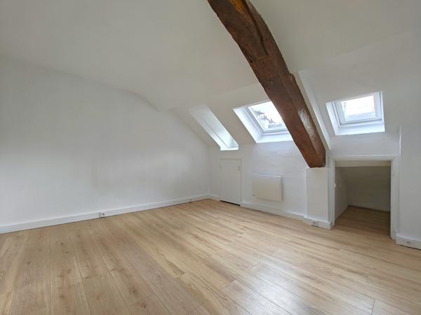 Appartement
         1 pièce
        - 32 m² Exclusivité 395 000 € *