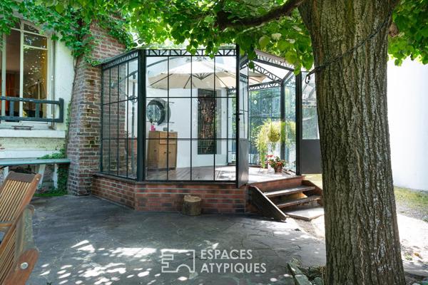 Maison de famille avec dépendance et ponton privé à Joinville le Pont
