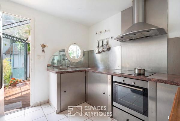 Maison de famille avec dépendance et ponton privé à Joinville le Pont