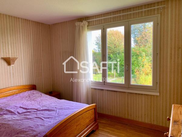 Maison familiale avec beau jardin à rénover