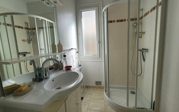 Maison à vendre    3 pièces •  Lorris