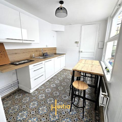 Chambre en colocation avec SDB privée dans belle maison - Tourcoing