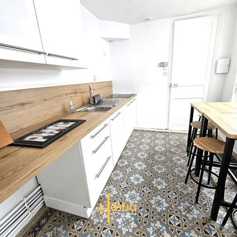 Chambre en colocation avec SDB privée dans belle maison - Tourcoing