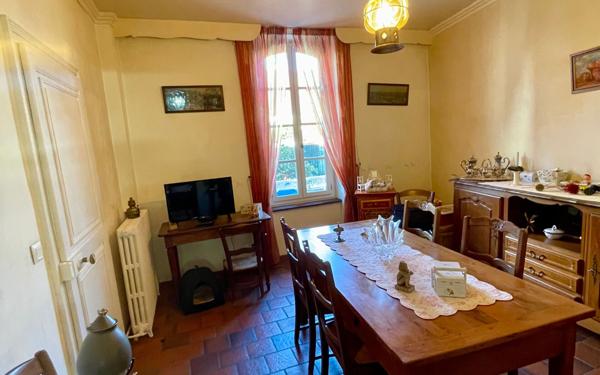 Maison à vendre    6 pièces • 141 m2 Nevers