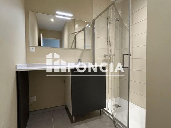 Location Appartement 2 pièces 45.08 m² - 4 RUE DE LA COMPAGNIE Vichy 03200