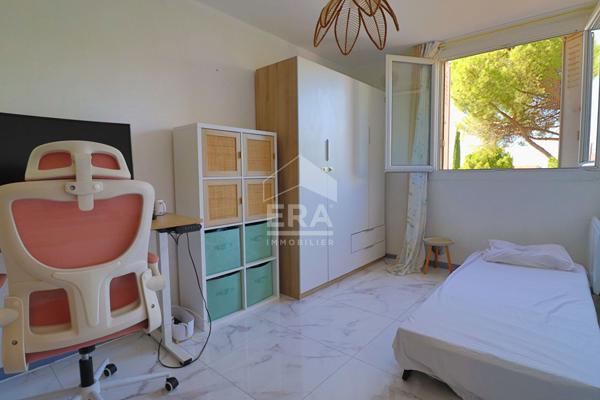 Appartement Marseille 3 pièce(s) 52 m2- refait a neuf - La Sauvagere