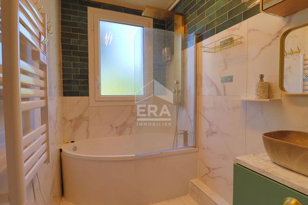 Appartement Marseille 3 pièce(s) 52 m2- refait a neuf - La Sauvagere