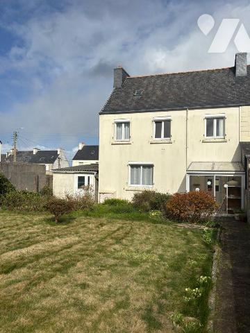 Maison familiale avec jardin constructible à Plabennec

Située dans un environnement calme de...