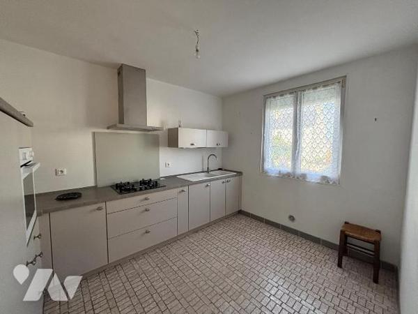 Maison familiale avec jardin constructible à Plabennec

Située dans un environnement calme de...