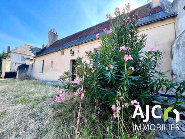 La Riche (37520) Ensemble immobilier à rénover avec dépendances