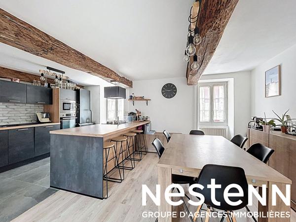 A vendre : Charmante maison de village avec cour - proche CHARNAY-LES-MÂCON 71850