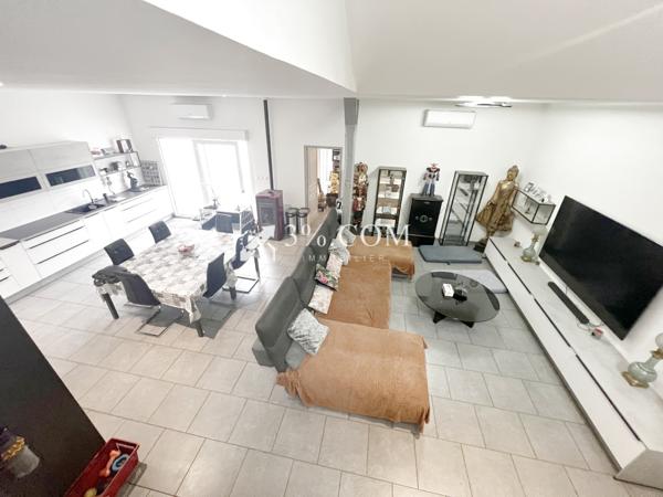 Maison 8 pièce(s) 5 chambre(s) 200 m²