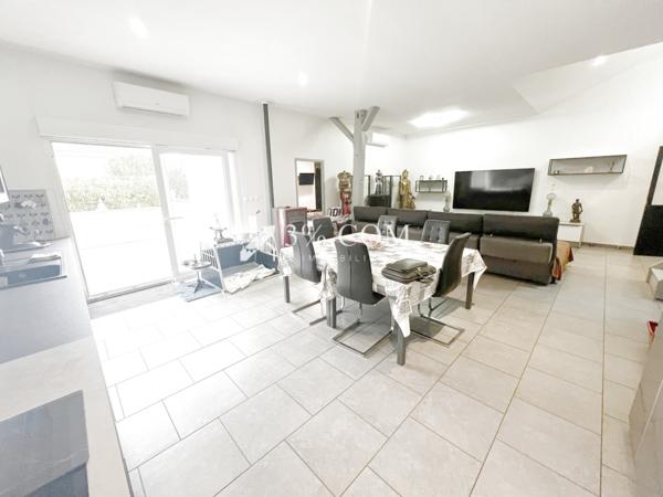 Maison 8 pièce(s) 5 chambre(s) 200 m²