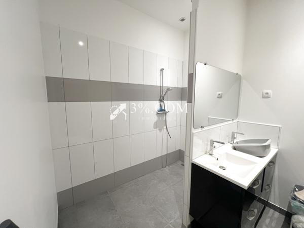 Maison 8 pièce(s) 5 chambre(s) 200 m²