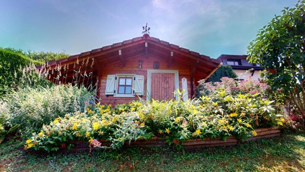 Maison vue lac, calme, jardin et faible énergie.